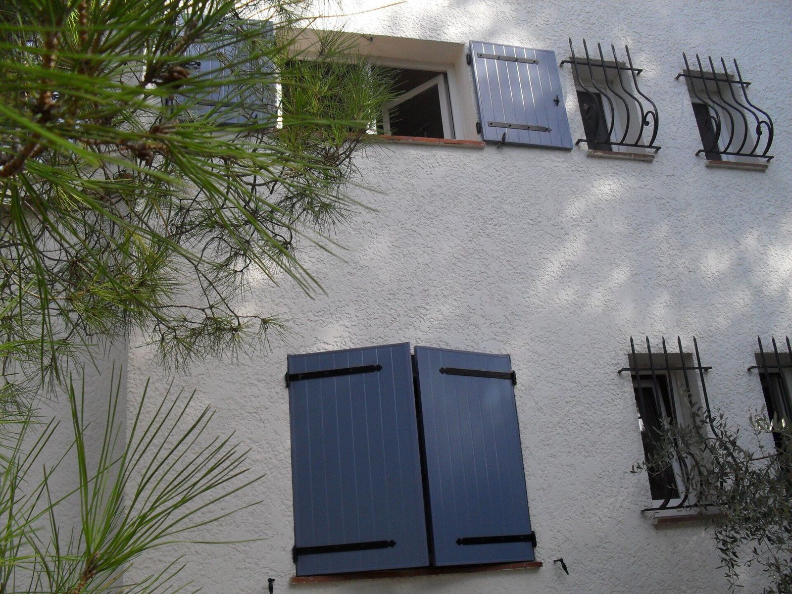 Volets battants en aluminium